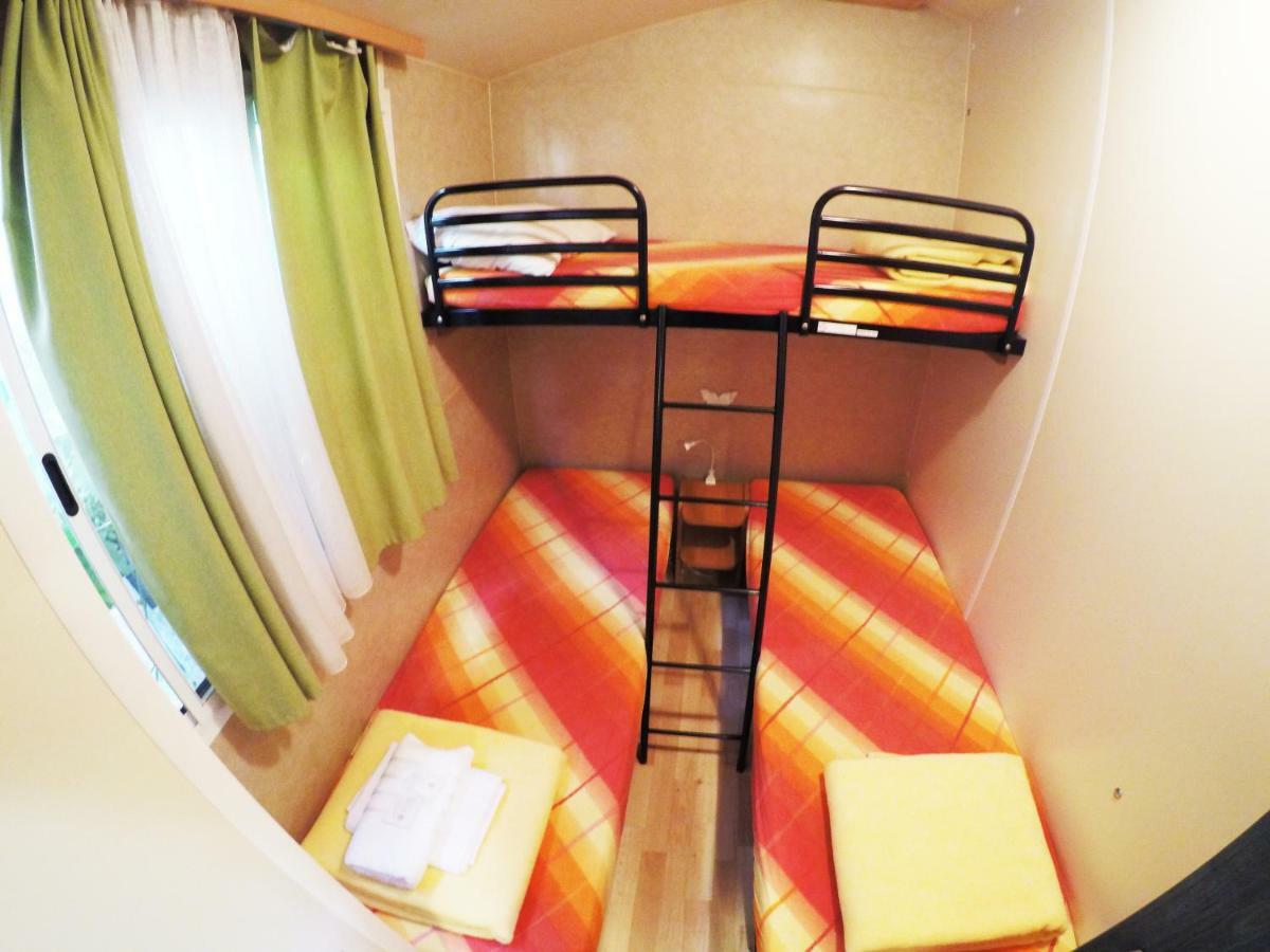 Accommodation Suzy Задар Екстериор снимка