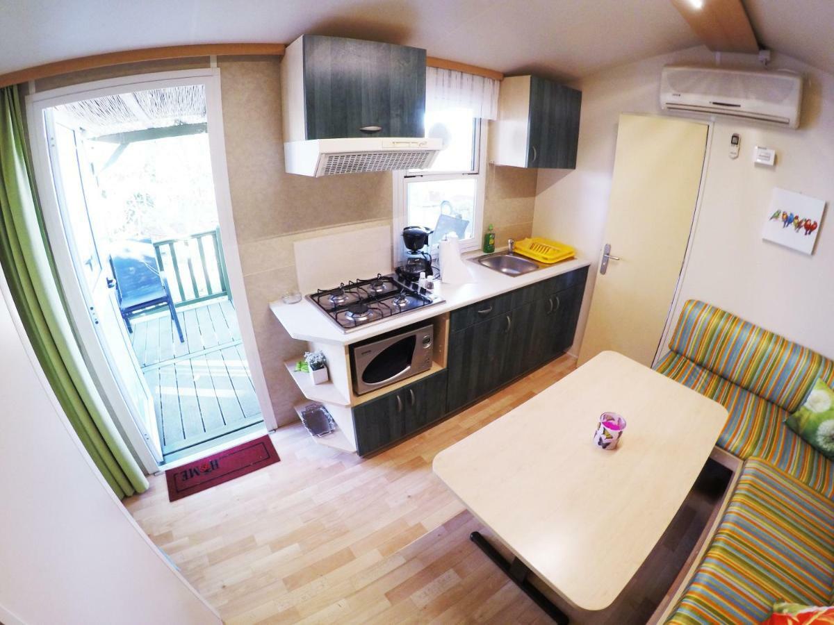 Accommodation Suzy Задар Екстериор снимка