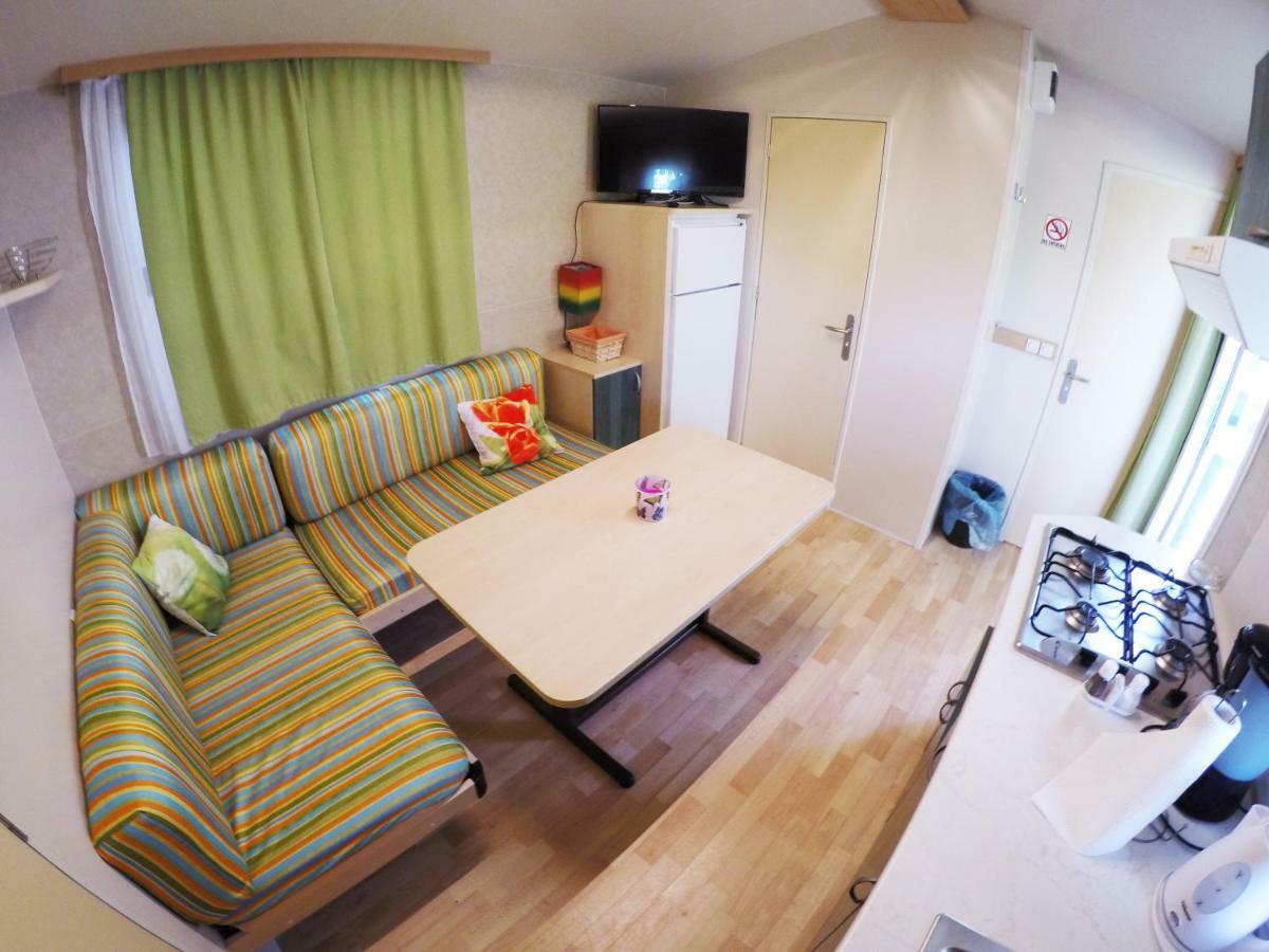Accommodation Suzy Задар Екстериор снимка