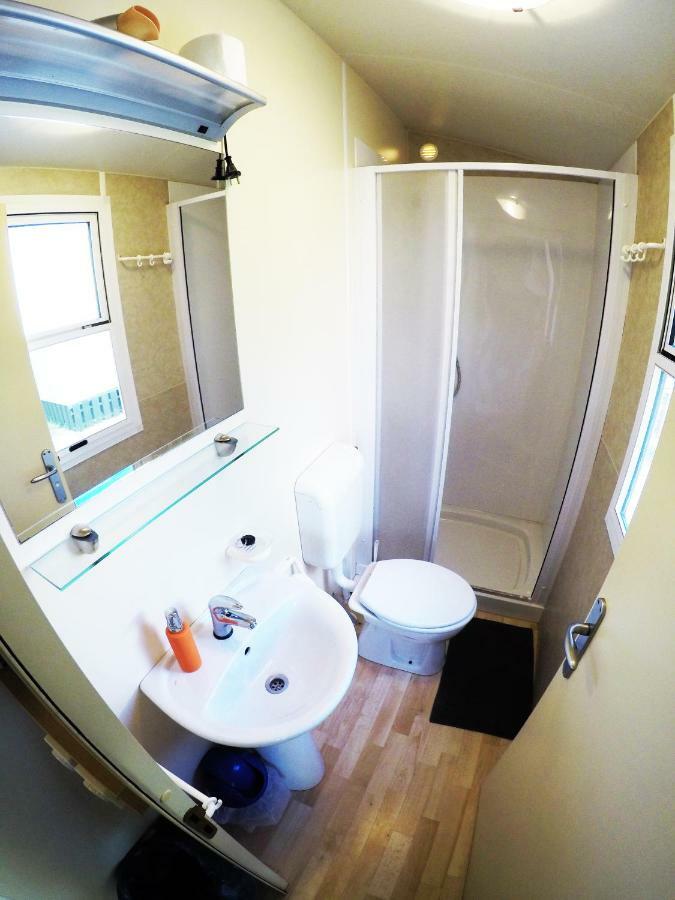 Accommodation Suzy Задар Екстериор снимка