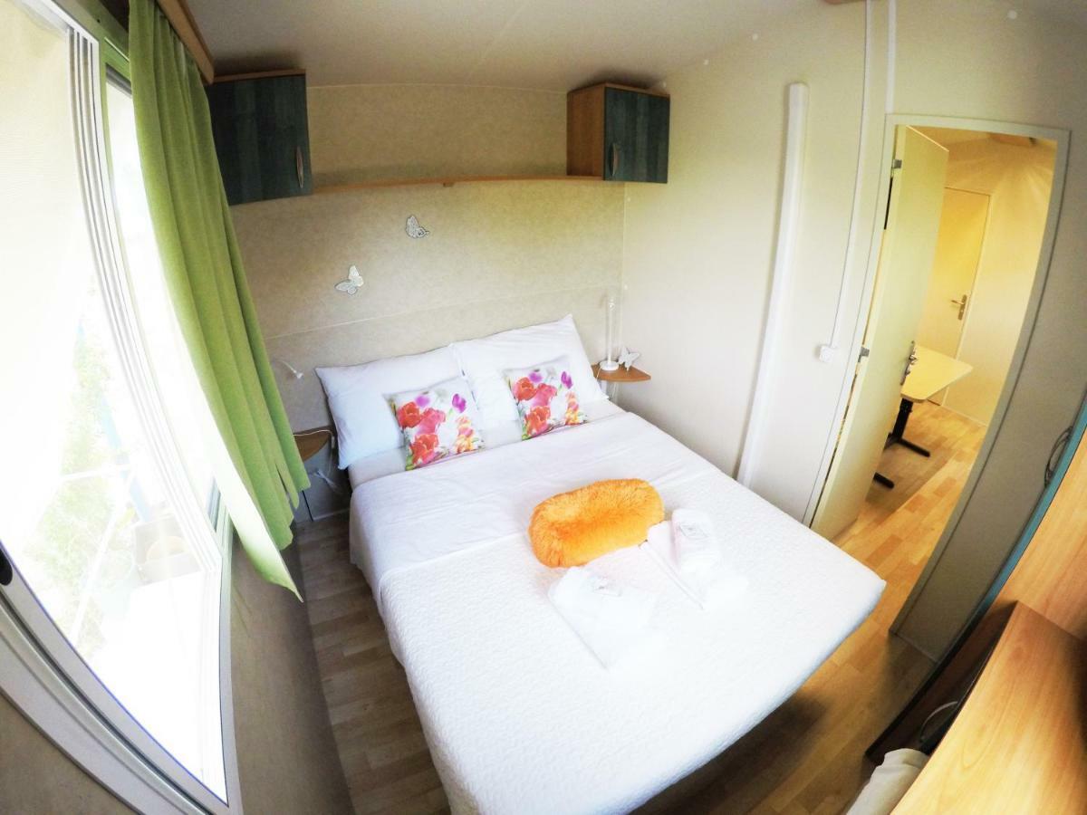 Accommodation Suzy Задар Екстериор снимка