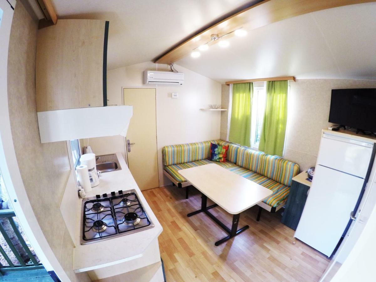 Accommodation Suzy Задар Екстериор снимка