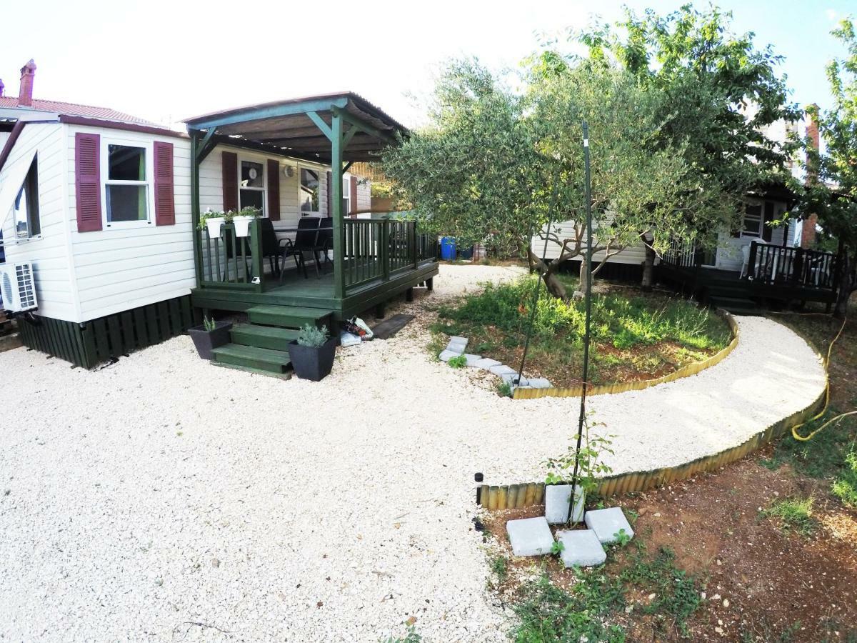Accommodation Suzy Задар Екстериор снимка