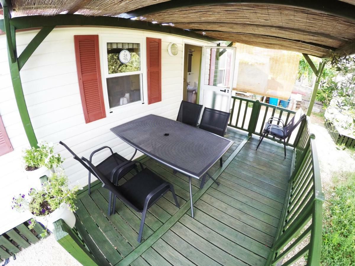 Accommodation Suzy Задар Екстериор снимка